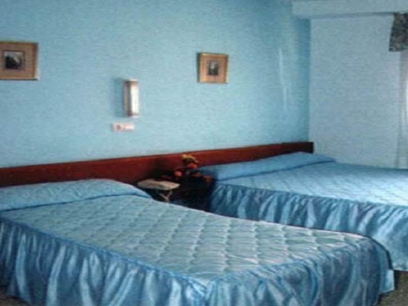Hotel Nuria El Campello Esterno foto