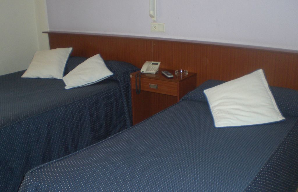 Hotel Nuria El Campello Esterno foto